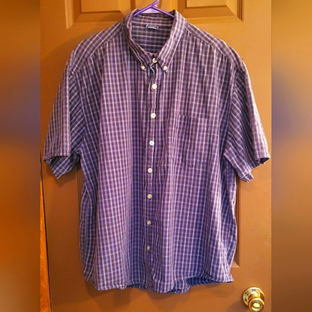 Dark Blue Checkered Short Sleeve Button-Up